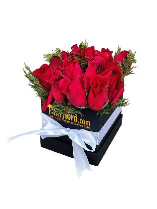 Red Roses Love Box